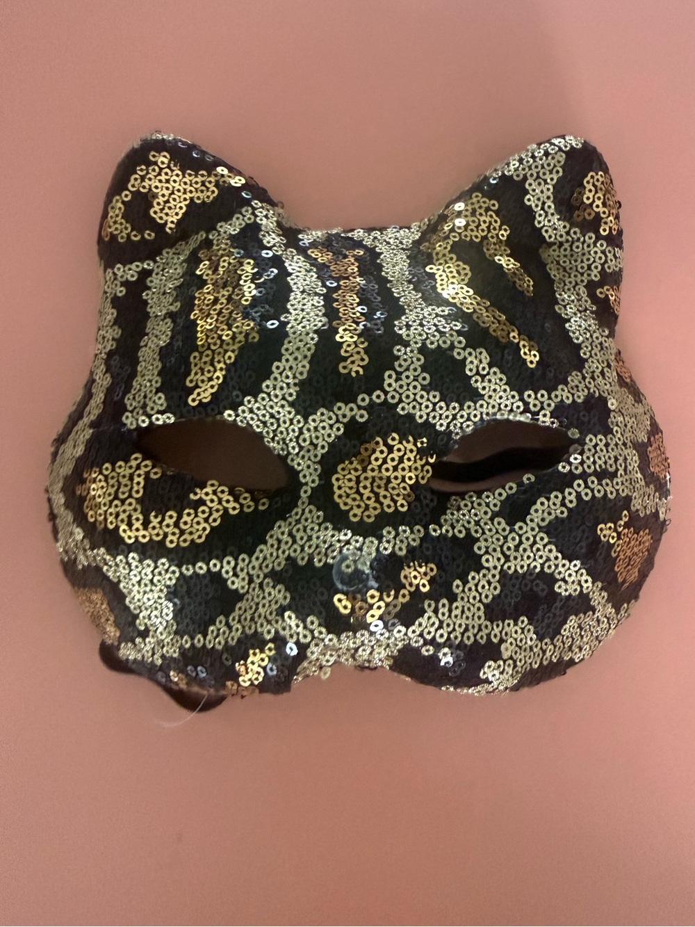 Sequin Cat Eye Mask in Black and Gold – Women Accessories great for Halloween